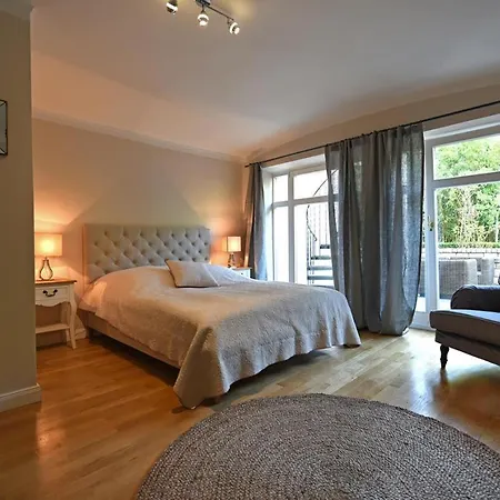 Apartment Zentrale Whg Naehe Der Alster Mit Parkplatz *