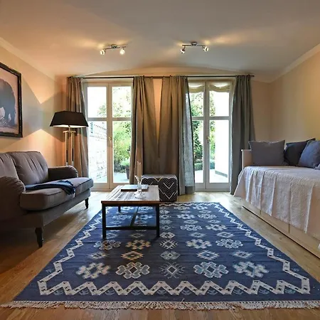 Zentrale Whg Naehe Der Alster Mit Parkplatz Apartment