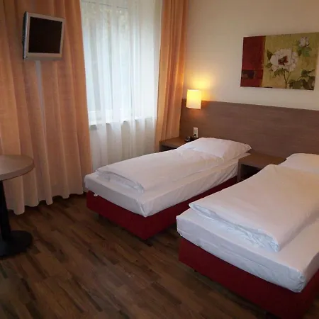 Marienthal Garni Hotel 3*