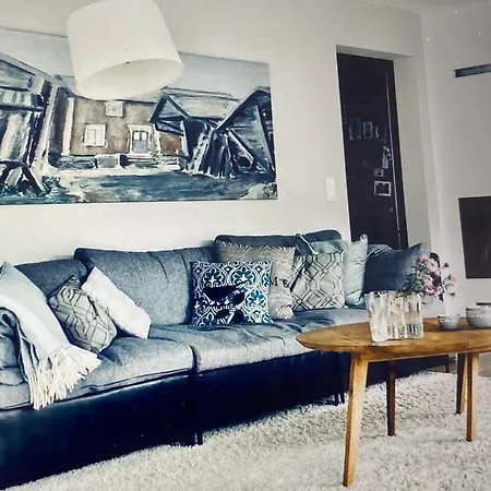 Beautiful House In Blankenese *