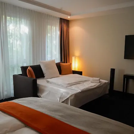 Hotel Boston Hh 4*