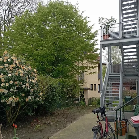 Peaceful Apartment- 3 Zi- Loggia & Garden In Blankenese- Hamburg