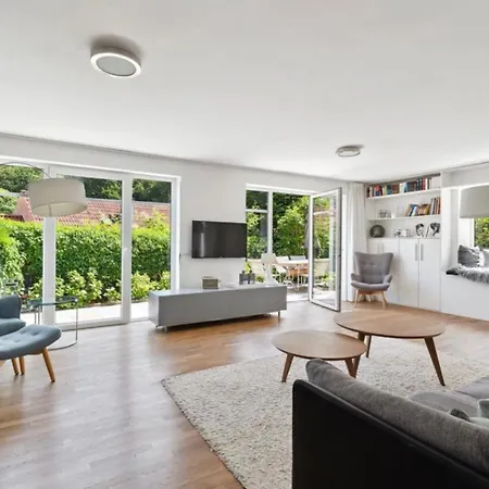 Apartment Beautiful House In Blankenese *