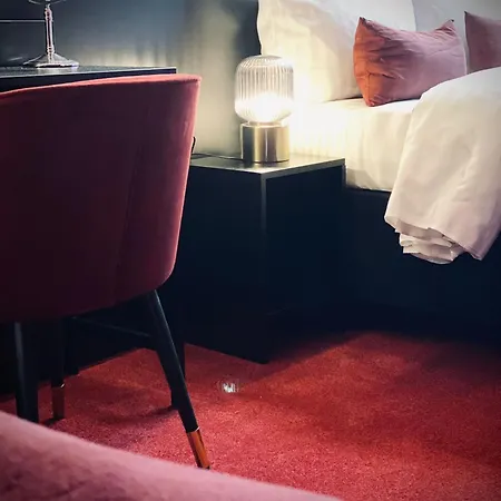 Sleephotels Casino Hotel *