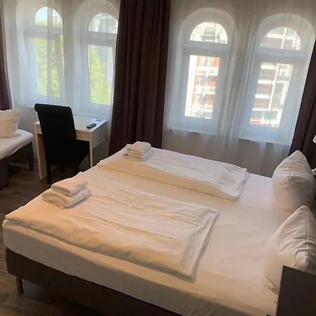 Hotel Bee Fang 2*