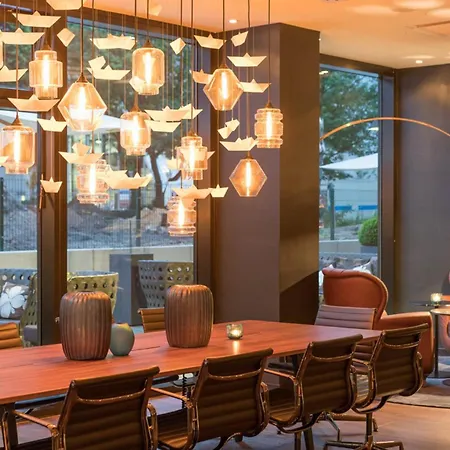 Hotel One Hamburg-alster 3*