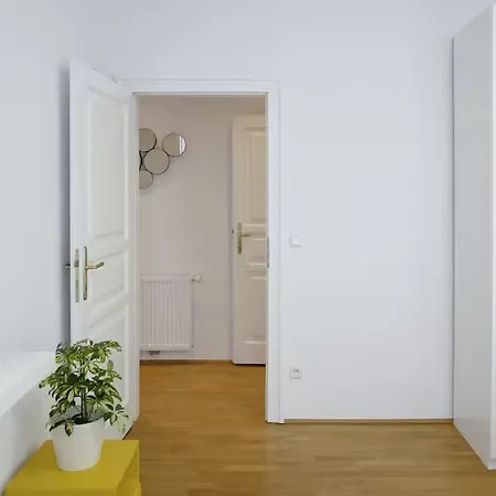 Hoheluft Infinity Selbst-check-in * Hamburg