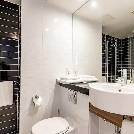 Premier Millerntor Hotel 3*