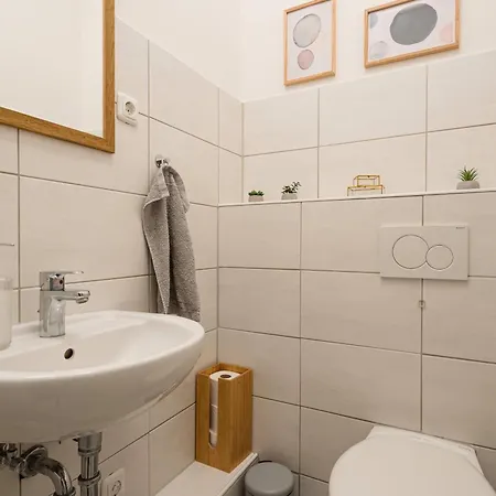Alster Boho Auf 150qm Fuer Bis Zu 9 Gaeste Apartman *