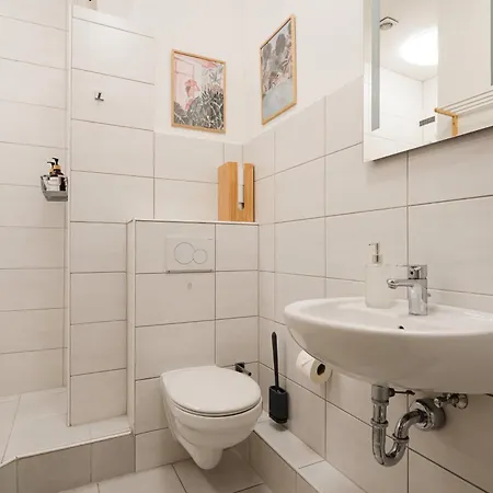 Alster Boho Auf 150qm Fuer Bis Zu 9 Gaeste Apartman Hamburg