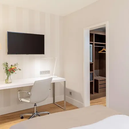 Nh Mitte 4*
