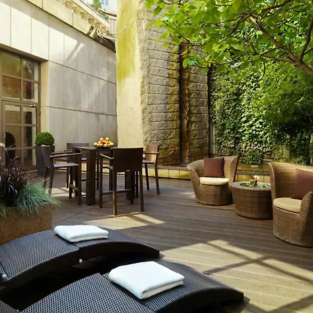 Szálloda Marriott 5*