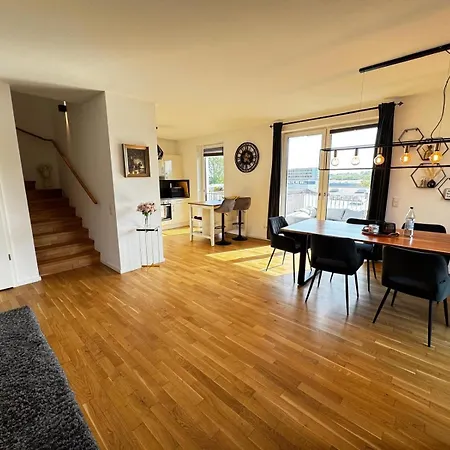 Апартаменты Charmante Maisonette