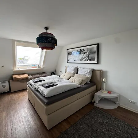 H14 - Prime Location - Perfect For Business & Lifestyle Апартаменты Гамбург