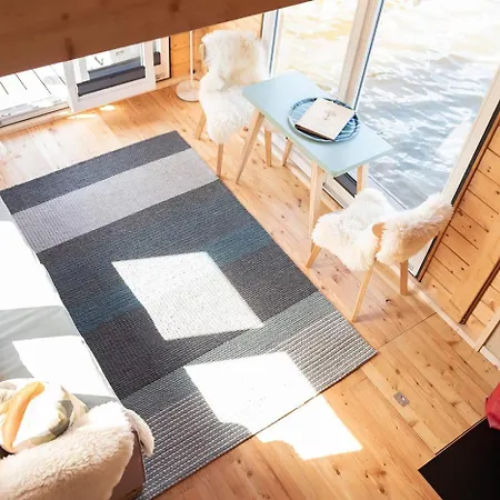 Tolles Tiny-hausboot Marianne Mit Dachterrasse Botel