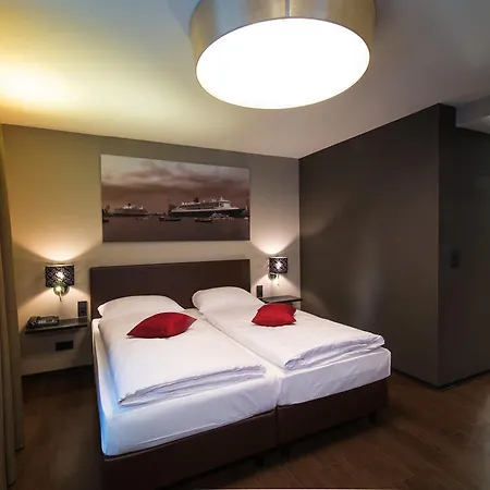 Hotel Volksschule Hamburg-Harburg