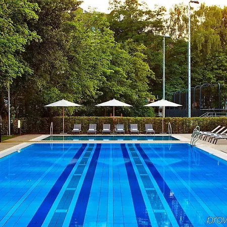 מלון Aspria Uhlenhorst Sport & 4*
