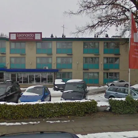 Hotel Leonardo Airport 3*