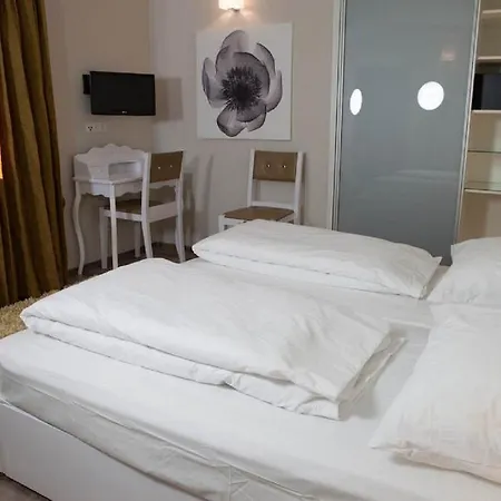 La Petite Perle Hotel 2*