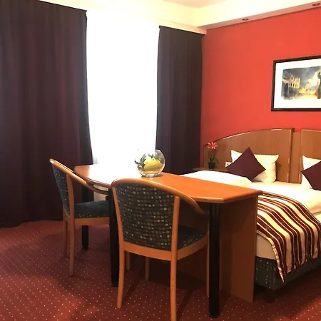 Hotel Condor