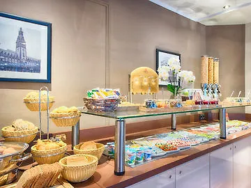 Leonardo Airport 3*