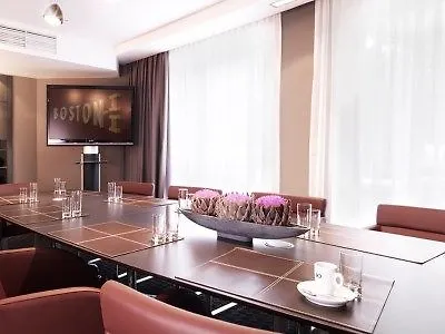 Boston Hh Hotel