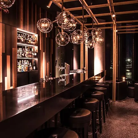 Empire Riverside Hotel 4*