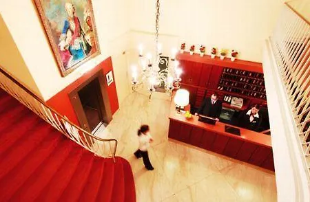 Kronprinz Hauptbahnhof Hotel Hamburgo