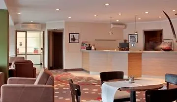 Leonardo Airport Hotel