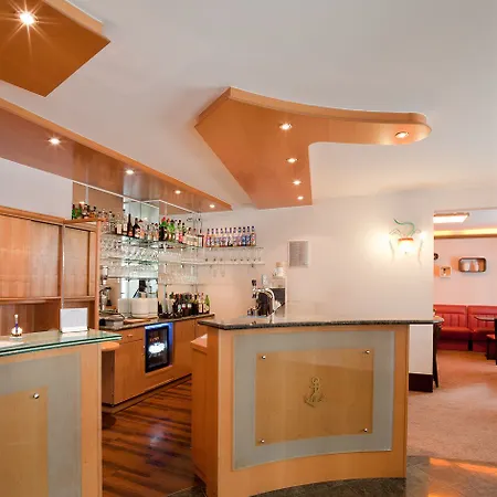 Hotel Hanseport 3*