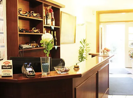 Hotel Hotel Altenwerder Hof 3*