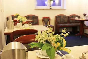 Hotel Altenwerder Hof 3*