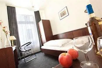 Hotel Alster Amburgo