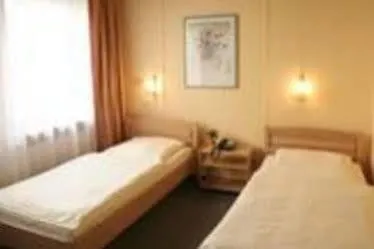 Lafayette Hotel