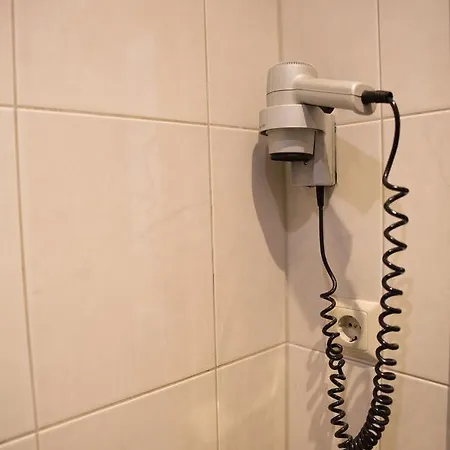 - Heefa Ohg 4* Hamburg