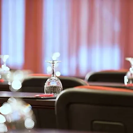 Adina Michel Aparthotel 4*