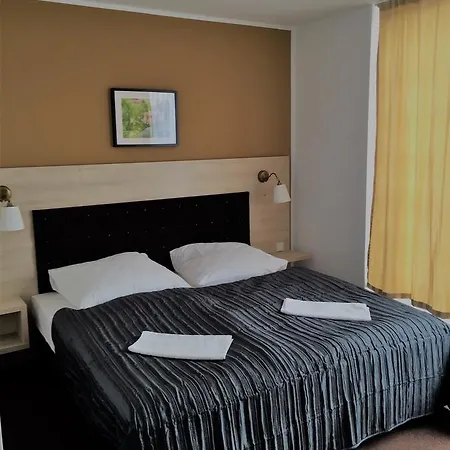 Denbu Hotell 3*