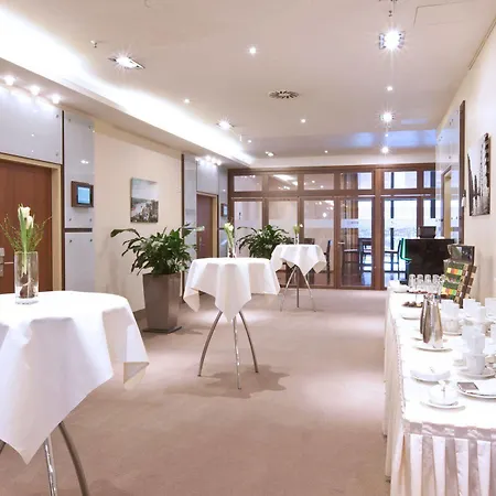 Lindner Am Michel, Part Of Jdv By Hyatt 4* Hamburg