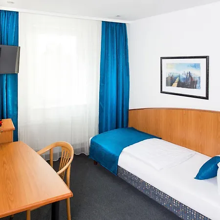 Condor Hotel 3*