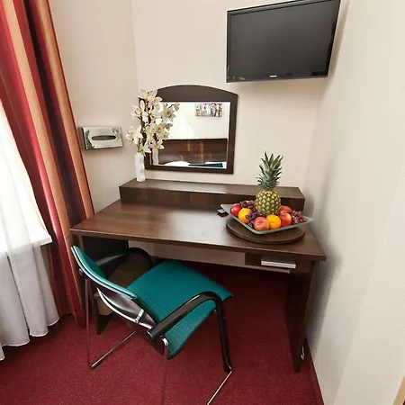 Hotel Polo Am Zob Hamburg