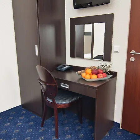 Continental Hauptbahnhof Hotell Hamburg-Harburg