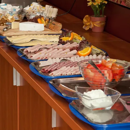 Stadtzentrum Hotel 3*