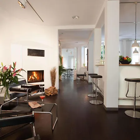 Hotel Aussen Alster 4*