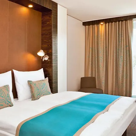One Hamburg-alster Hotel 3*