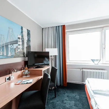 Am Rothenbaum 3* Hamburg