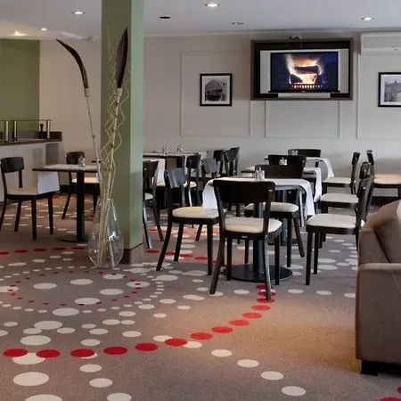 Leonardo Airport Hotel