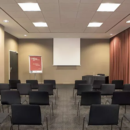 Aparthotel Adina Michel 4*