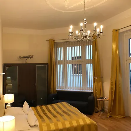 Wagner Im Dammtorpalais 3* המבורג
