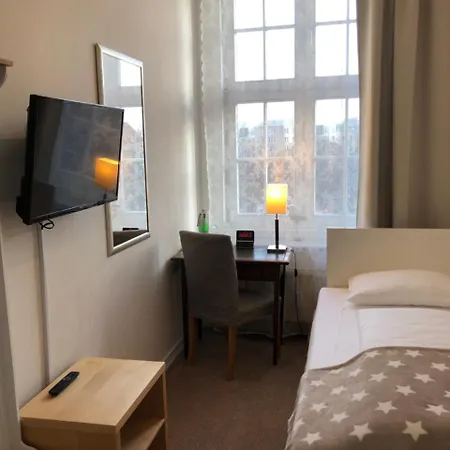 호텔 Fresena Im Dammtorpalais 함브루크