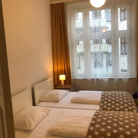 Fresena Im Dammtorpalais 3*